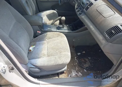 2002 Toyota Camry Le из США, поврежденный, VIN 4T1BE32K72U056731